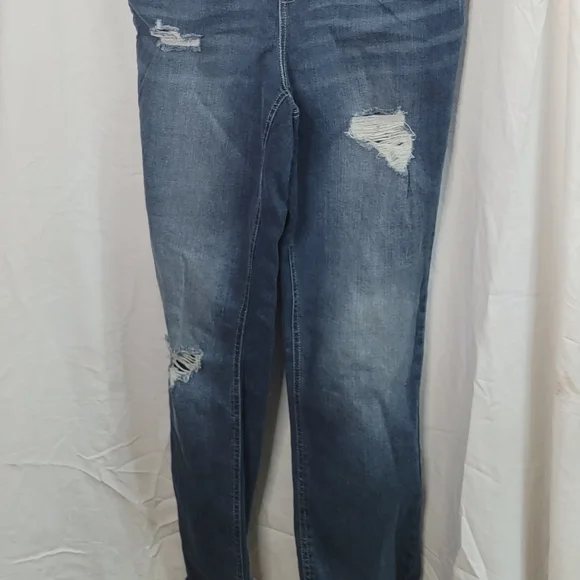 Jumpsuit - Picture 9 of 12